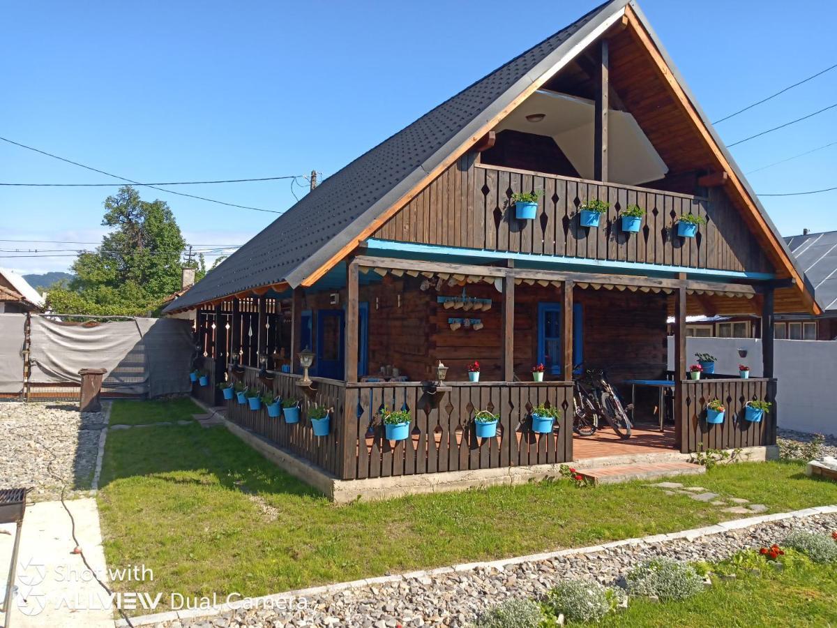 Casa Toth Din Tipterai Hotell Vişeu de Sus Exteriör bild